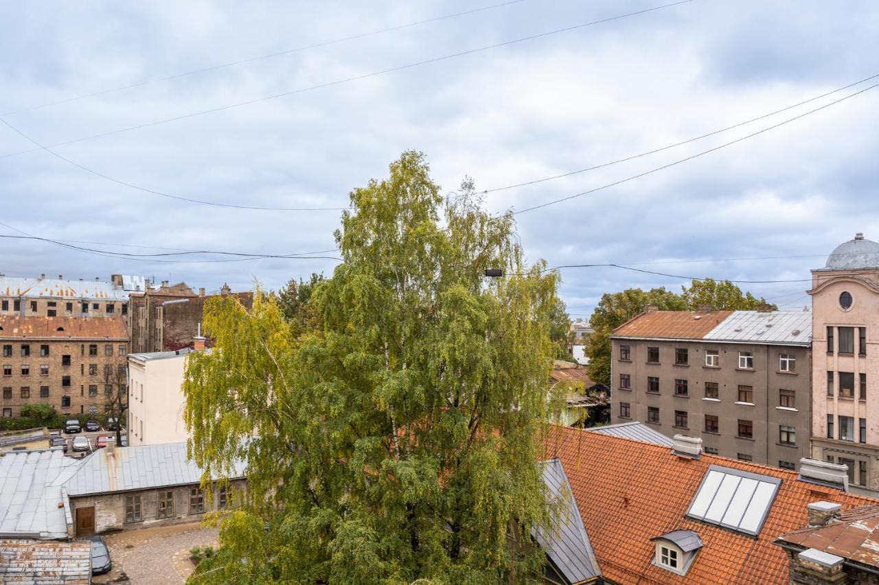 Trendy Top-Floor Stay In Heart Of Riga, Near Bars & Culture Exteriör bild