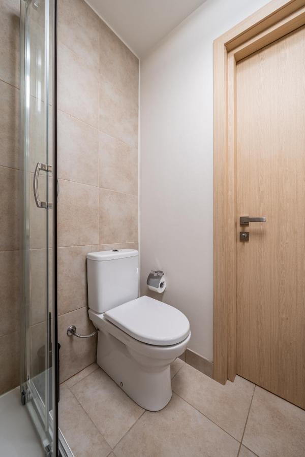 Trendy Top-Floor Stay In Heart Of Riga, Near Bars & Culture Exteriör bild
