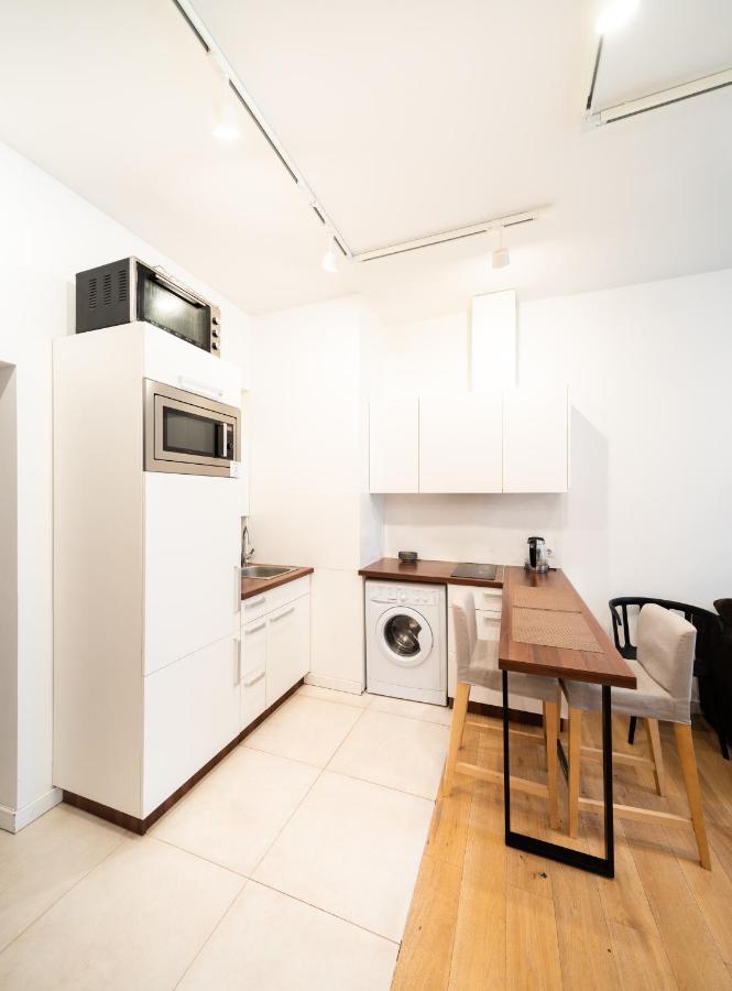 Trendy Top-Floor Stay In Heart Of Riga, Near Bars & Culture Exteriör bild